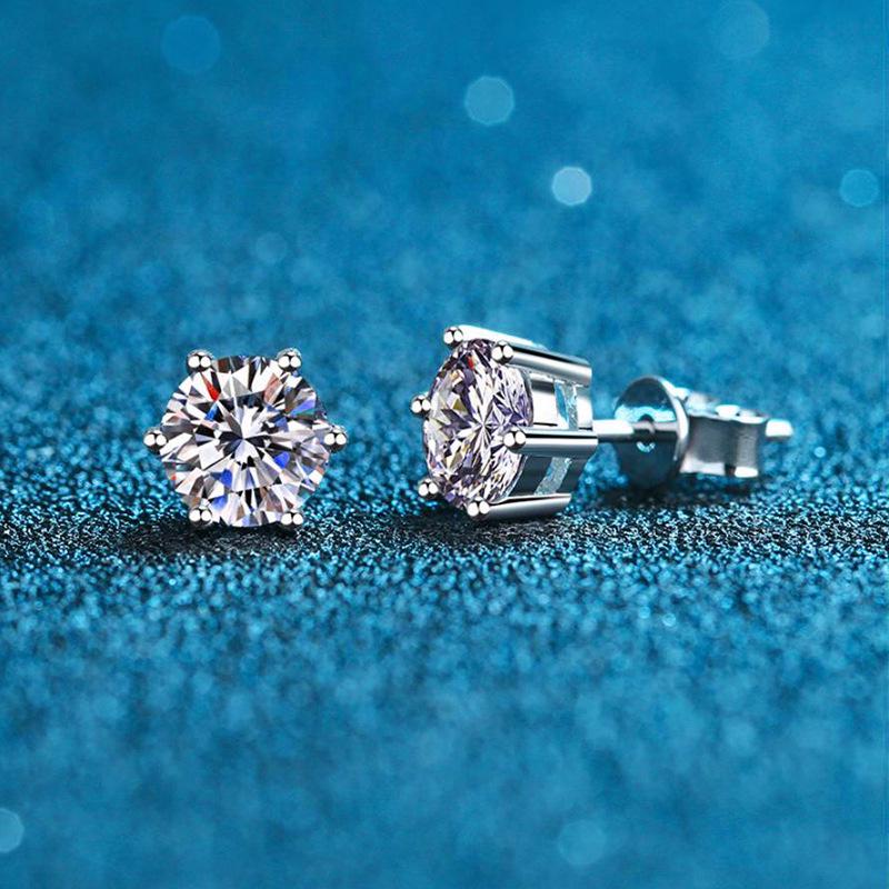 Elegant Six-Prong Moissanite Stud Earrings - 1.5 Carat Total 0.40 Carat 4mm High Carbon Stone
Elegant Six-Prong Moissanite Stud Earrings - 1.5 Carat Total 0.40 Carat 4mm High Carbon Stone