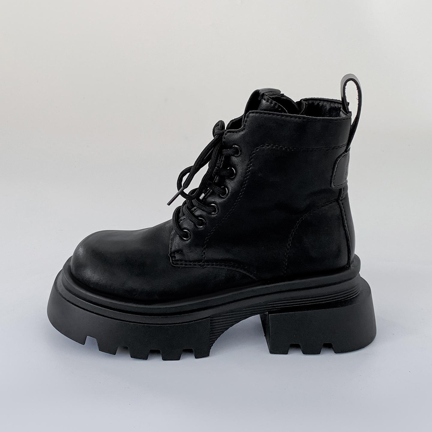 White British style thick heel platform Martin boots women s 2025 new autumn small versatile height-increasing short boots 35 чёрный
White British style thick heel platform Martin boots women s 2025 new autumn small versatile height-increasing short boots 35 чёрный