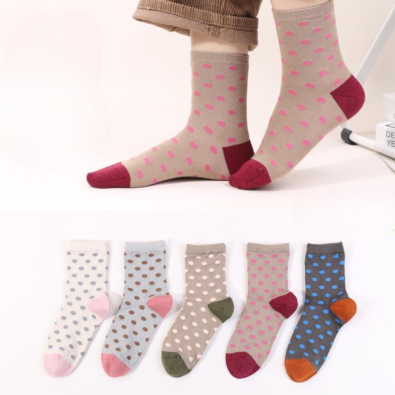 Socks Women Autumn Silk Women Mulberry Silk Soft Comfortable Medium Women Socks 1 pair армія зелений колір
Socks Women Autumn Silk Women Mulberry Silk Soft Comfortable Medium Women Socks 1 pair армія зелений колір