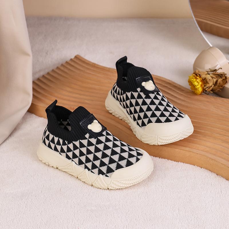 Girls casual breathable shoes 2025 spring and autumn kindergarten baby shoes 1-5 years old 3 children s shoes boys fly-woven shoes 21
Girls casual breathable shoes 2025 spring and autumn kindergarten baby shoes 1-5 years old 3 children s shoes boys fly-woven shoes 21