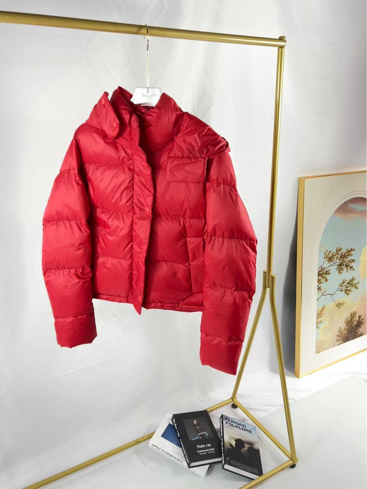 SLEEK CITY Women s Four-Grid Short Winter Jacket - Lightweight, Loose, and Warm L/Size 6 китайский красный
SLEEK CITY Women s Four-Grid Short Winter Jacket - Lightweight, Loose, and Warm L/Size 6 китайский красный