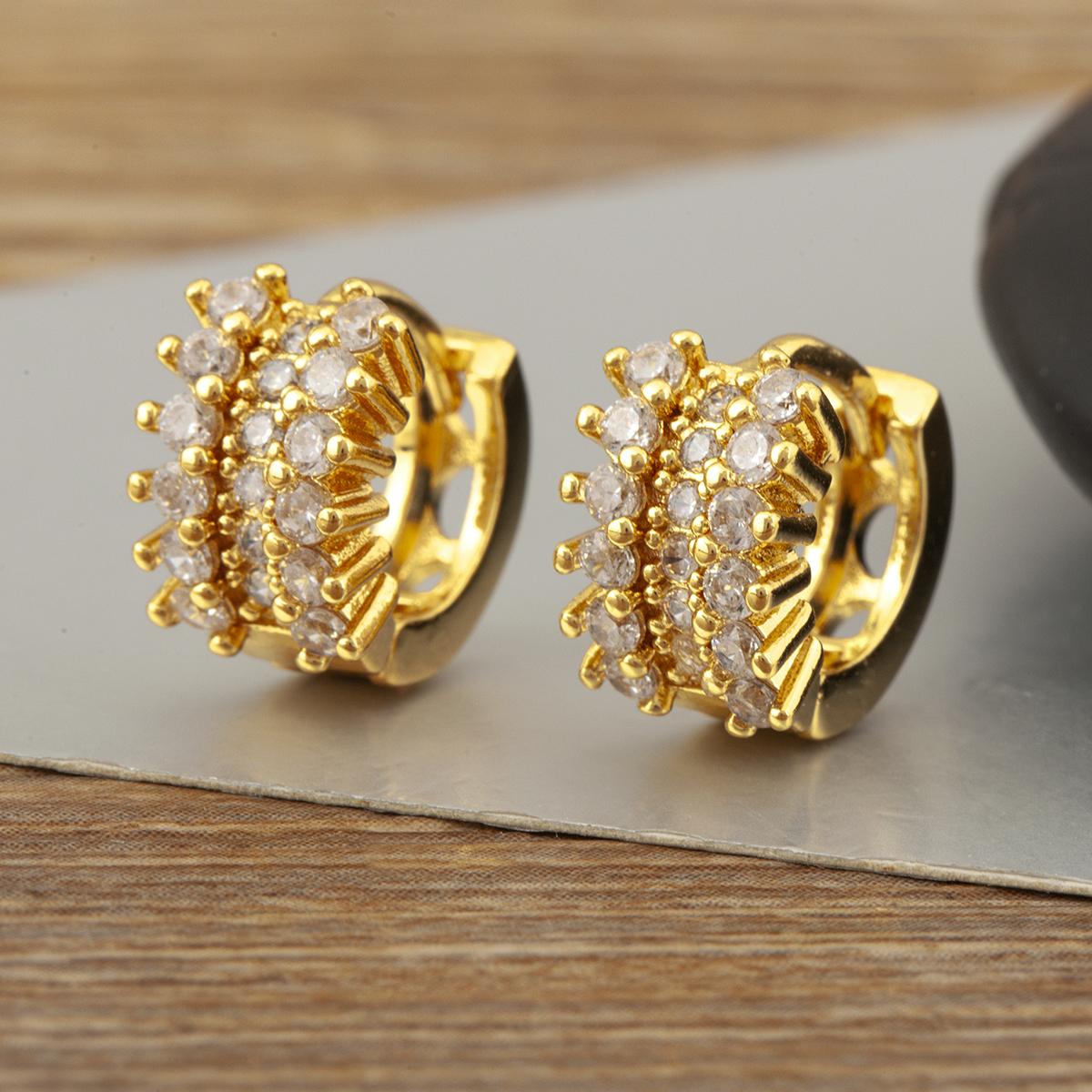 Nidin High Quality Geometric Copper Cubic Zirconia Hoop Earrings For Women Female Light Luxury Ear Buckle Jewelry Delicate Gifts
Nidin High Quality Geometric Copper Cubic Zirconia Hoop Earrings For Women Female Light Luxury Ear Buckle Jewelry Delicate Gifts