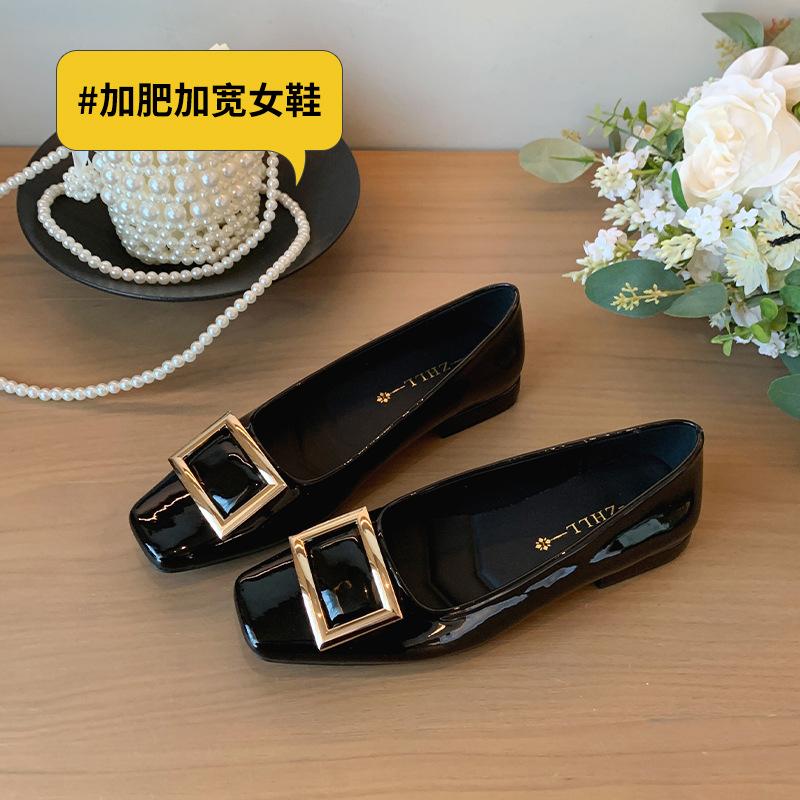 Thick heel square buckle single shoes New shallow mouth versatile low heel shoes Wide large size women s shoes 45 чорний
Thick heel square buckle single shoes New shallow mouth versatile low heel shoes Wide large size women s shoes 45 чорний