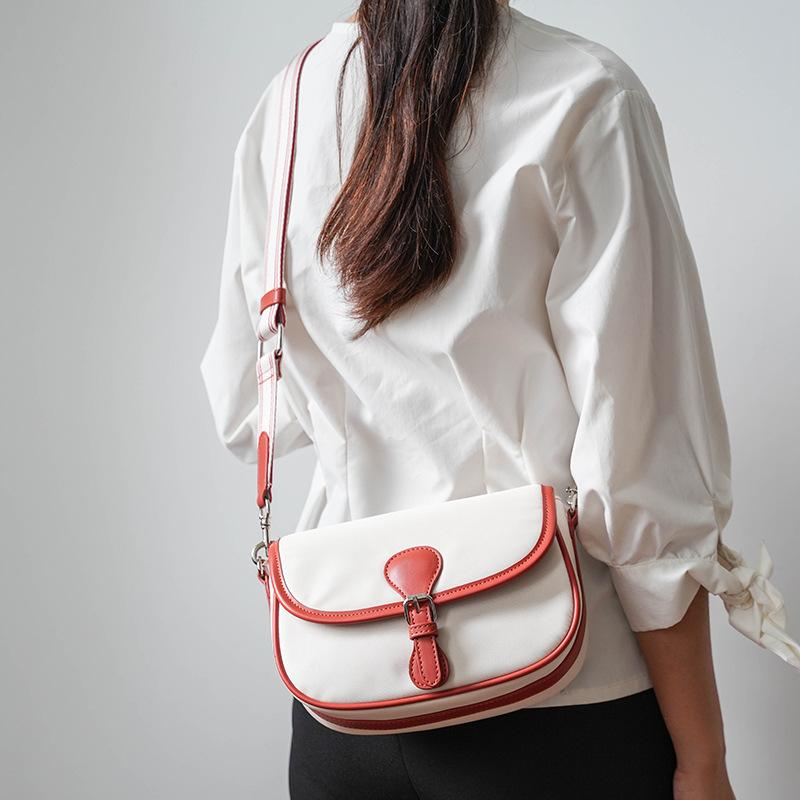 Simple Fashionable and Versatile Women s Bag Crossbody Bag Ladies Nylon Cloth Saddle Bag Shoulder Bag Design Luxury Minimalist чорний
Simple Fashionable and Versatile Women s Bag Crossbody Bag Ladies Nylon Cloth Saddle Bag Shoulder Bag Design Luxury Minimalist чорний