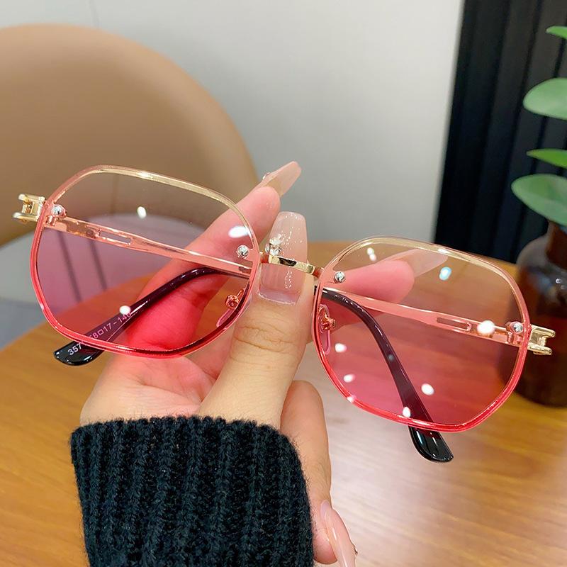 JYL TS Cat Eye Sunglasses Women UV Protection Leopard Frame LXQ3571 A-5656 багаті чорний колір
JYL TS Cat Eye Sunglasses Women UV Protection Leopard Frame LXQ3571 A-5656 багаті чорний колір