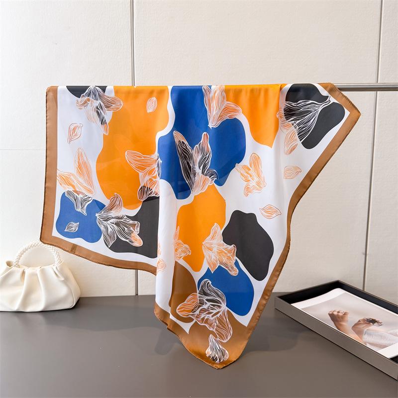 2026 New Luxury Floral Print Fashion Square Scarves Women Silk Scarf Bandana Small Hairbands Foulard Shawl 70x70cm
2026 New Luxury Floral Print Fashion Square Scarves Women Silk Scarf Bandana Small Hairbands Foulard Shawl 70x70cm