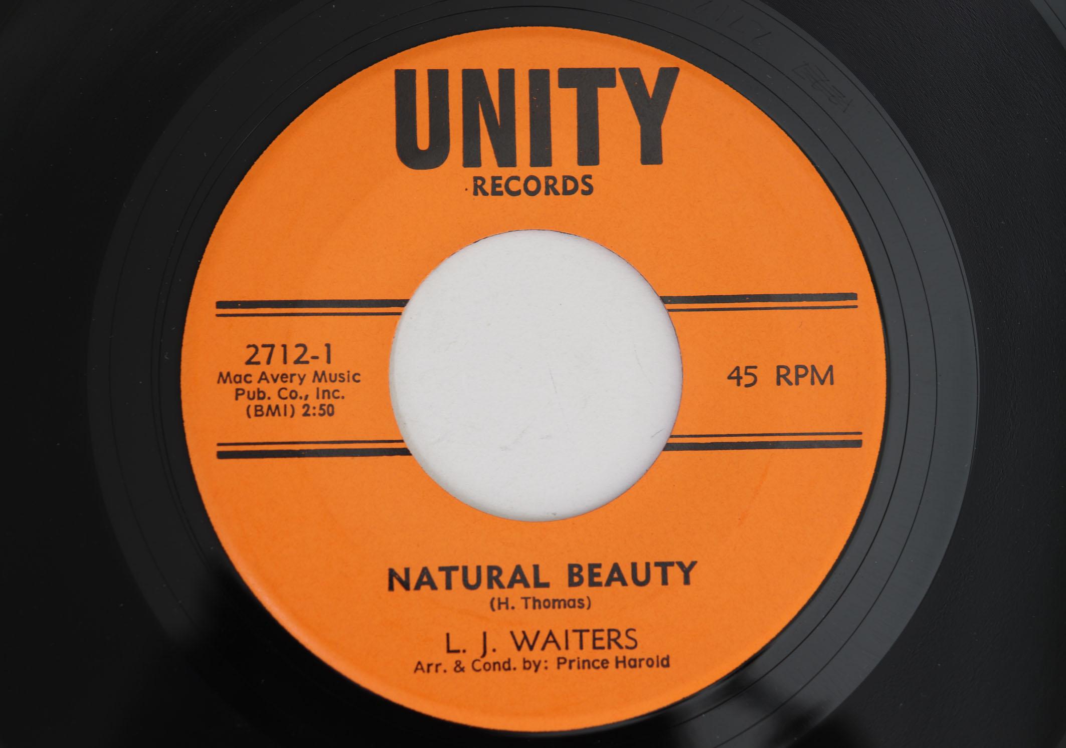 7inch Record L. J. WAITERS Natural Beauty Since I Fell For Y 2712 UNITY US SoulFunk Used
7inch Record L. J. WAITERS Natural Beauty Since I Fell For Y 2712 UNITY US SoulFunk Used