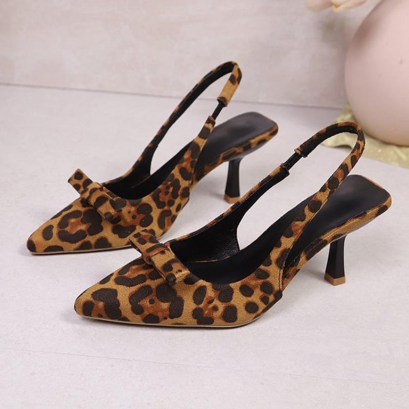 Spring New Sexy European and American Style Leopard Print Shallow Bow Single Shoes Pointed Toe Super High Heels Baotou Sandals 36 коричневый
Spring New Sexy European and American Style Leopard Print Shallow Bow Single Shoes Pointed Toe Super High Heels Baotou Sandals 36 коричневый