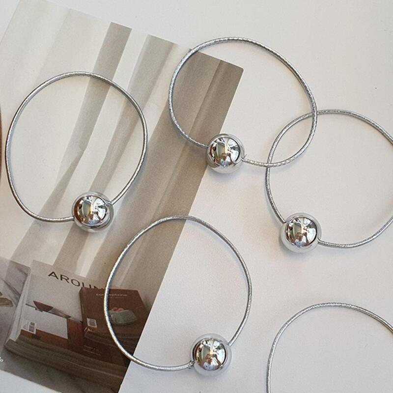 Women s Metal Bold Silver Ball Bracelet Hair Band A31630_ONECOLOR
Women s Metal Bold Silver Ball Bracelet Hair Band A31630_ONECOLOR