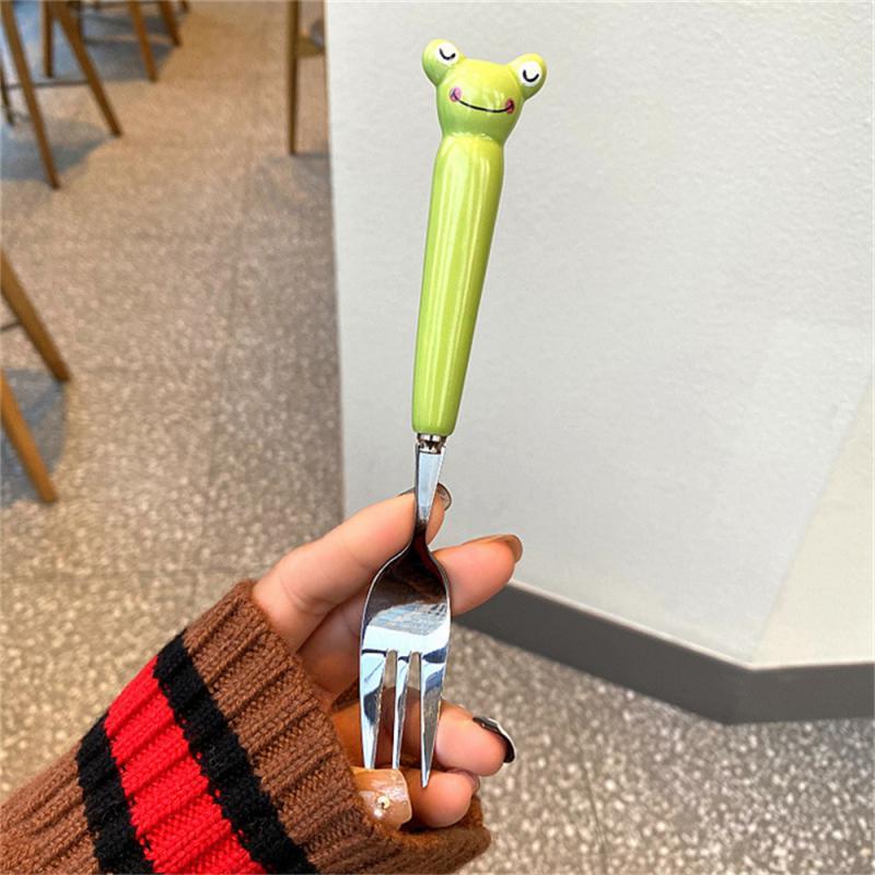 Creative Cartoon Frog Spoon And Fork Eco-friendly Stainless Steel Spoon Fork Kids Portable Outdoor Travel Camping Tableware Sets
Creative Cartoon Frog Spoon And Fork Eco-friendly Stainless Steel Spoon Fork Kids Portable Outdoor Travel Camping Tableware Sets