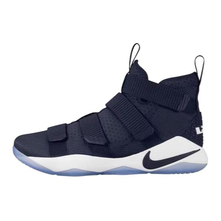 Nike LeBron Soldier 11 Tb Коледж Наві 943155-403 47.5
Nike LeBron Soldier 11 Tb Коледж Наві 943155-403 47.5