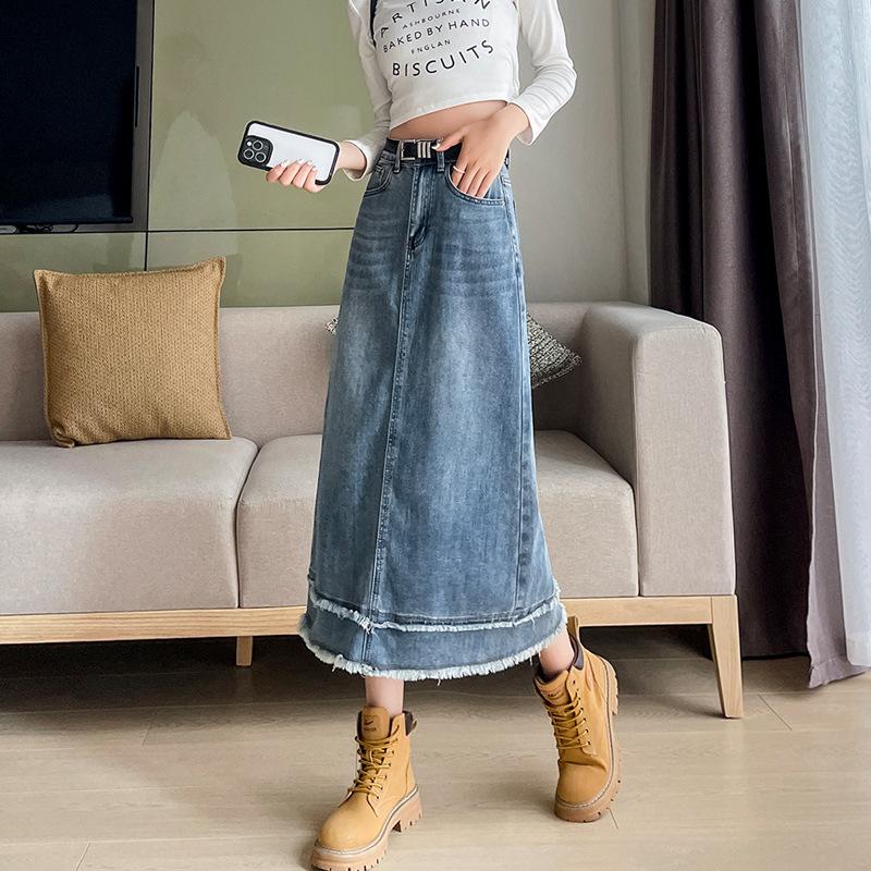 Весенне-летняя женская джинсовая юбка. Универсальная юбка трапециевидной формы средней длины с высокой талией. Юбка до половины тела. 2XL
Весенне-летняя женская джинсовая юбка. Универсальная юбка трапециевидной формы средней длины с высокой талией. Юбка до половины тела. 2XL