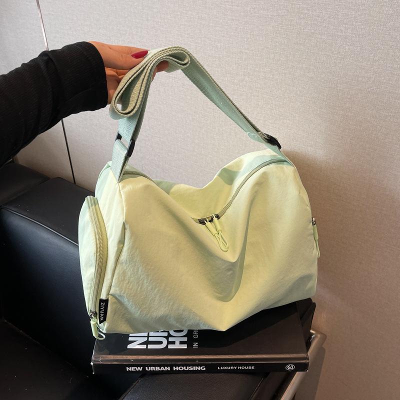 Short Distance Large Capacity Travel Bag for Women, Casual Lightweight Crossbody Bag, Backpack, Versatile Commuting Shoulder Bag for Women зелений
Short Distance Large Capacity Travel Bag for Women, Casual Lightweight Crossbody Bag, Backpack, Versatile Commuting Shoulder Bag for Women зелений