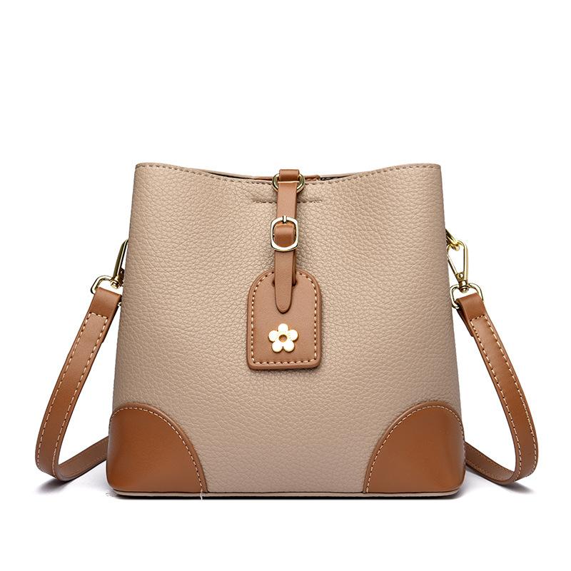 Texture Handbag, Simple Shoulder Bag, Versatile Handbag, High-end Crossbody Bag, Women s Small Bag хакі
Texture Handbag, Simple Shoulder Bag, Versatile Handbag, High-end Crossbody Bag, Women s Small Bag хакі