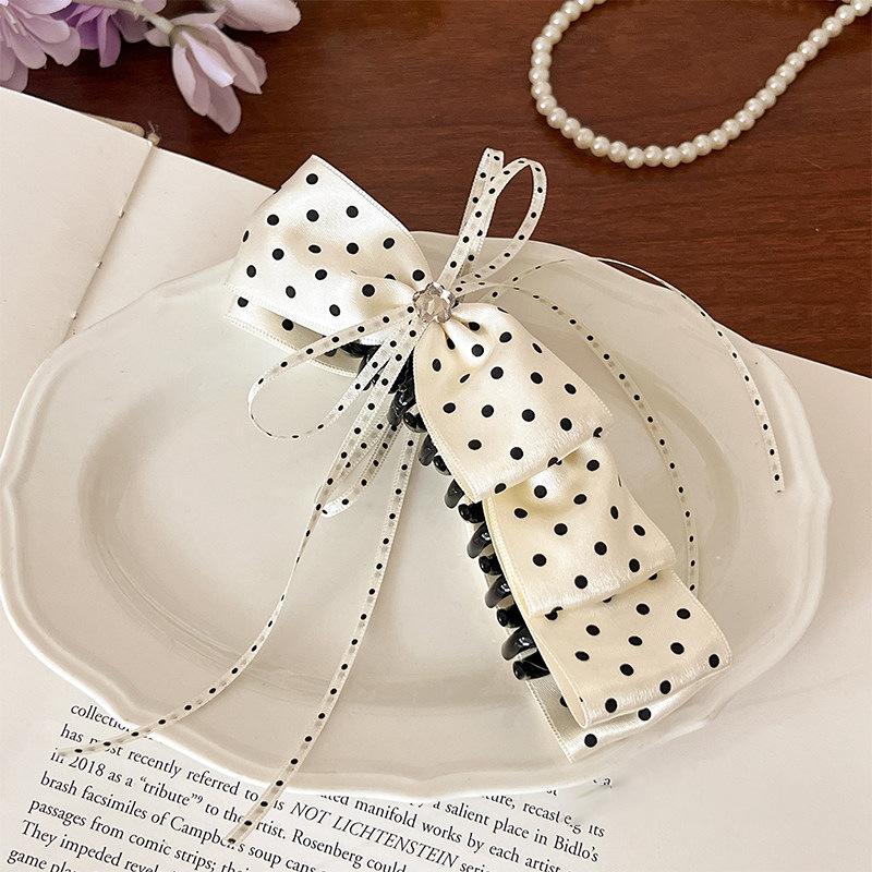 Girl s heart polka dot bow banana clip, temperament half-up hair vertical clip, 2026 new sweet hair clip, simple hair accessory
Girl s heart polka dot bow banana clip, temperament half-up hair vertical clip, 2026 new sweet hair clip, simple hair accessory