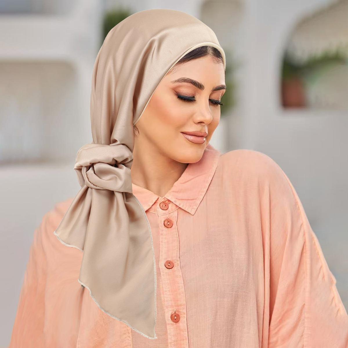 Многоцветный атласный платок-шляпа с набором резинок для волос Модная универсальная шляпа-тюрбан Шифоновая удобная текстура шампанского
Многоцветный атласный платок-шляпа с набором резинок для волос Модная универсальная шляпа-тюрбан Шифоновая удобная текстура шампанского