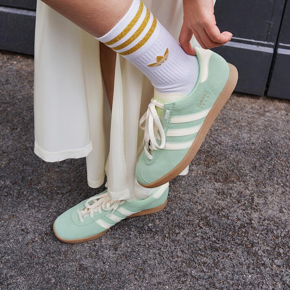 Adidas Stadt Semi Green Spark Gum 36.5
Adidas Stadt Semi Green Spark Gum 36.5
