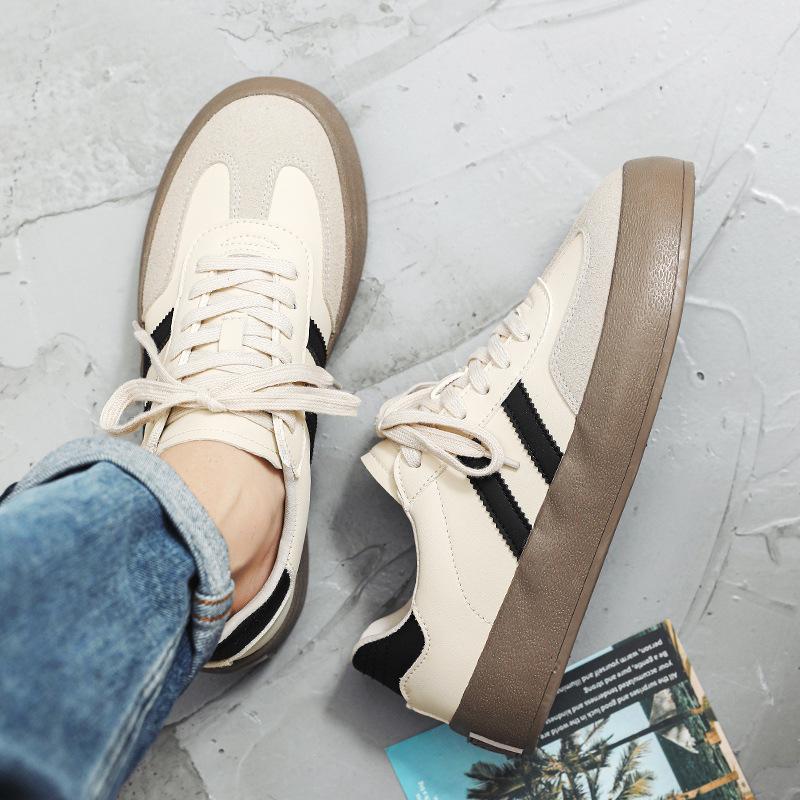 Men s shoes 2024 new autumn versatile casual board shoes Internet celebrity explosion senior sense moral training sports white tide shoes men 39
Men s shoes 2024 new autumn versatile casual board shoes Internet celebrity explosion senior sense moral training sports white tide shoes men 39