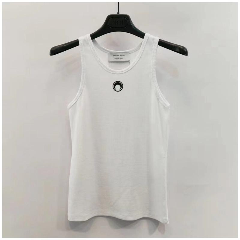Marine Moon Embroidered Slim-Fit Sleeveless Base Vest by Jackson Yee Large
Marine Moon Embroidered Slim-Fit Sleeveless Base Vest by Jackson Yee Large