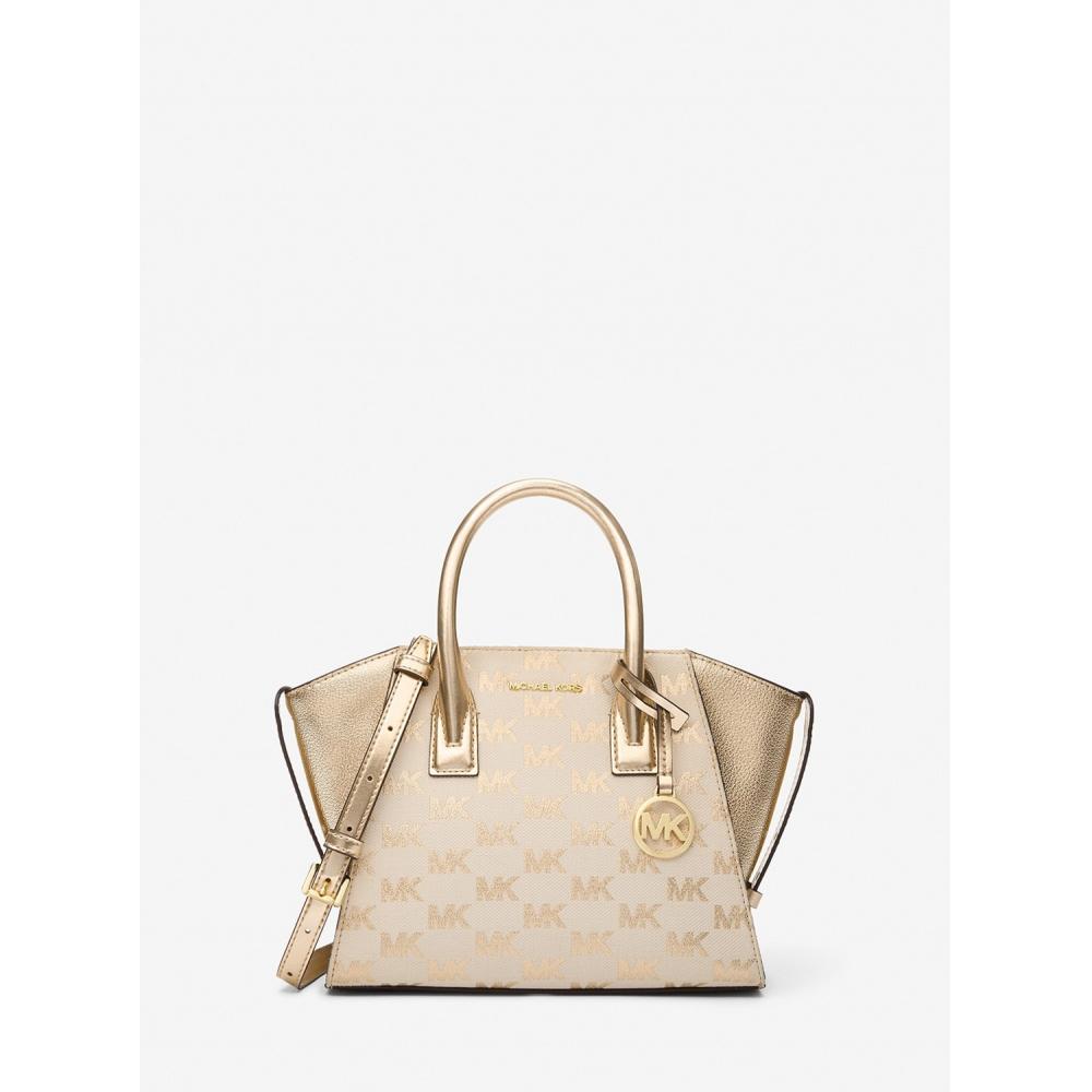 Michael Kors Avril Jacquard Metallic Leather Satchel Small Mk Signature 35s5g4vs1u705 Pale Gold F
Michael Kors Avril Jacquard Metallic Leather Satchel Small Mk Signature 35s5g4vs1u705 Pale Gold F