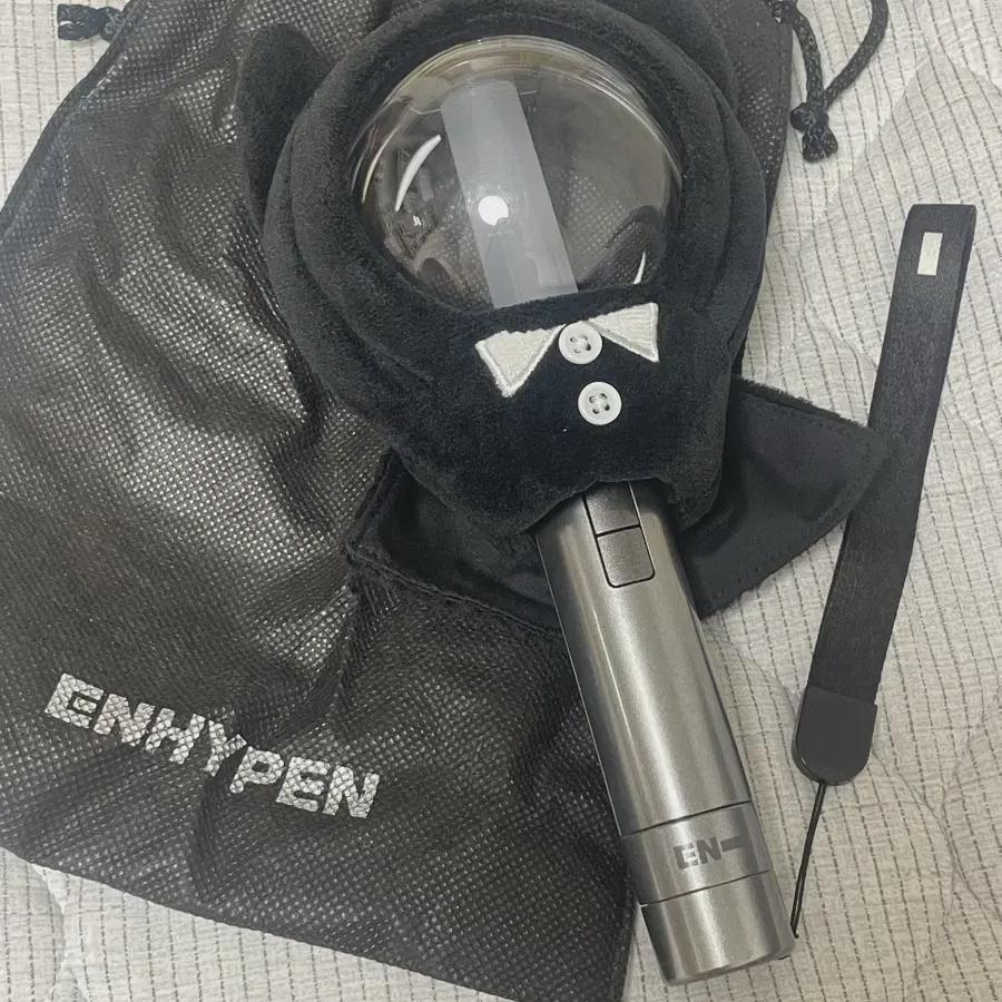 ENHYPEN Лайтстик Старая версия Чехол для лайтстика Engine Род Чонвон Сунхун Хисын Джейк
ENHYPEN Лайтстик Старая версия Чехол для лайтстика Engine Род Чонвон Сунхун Хисын Джейк