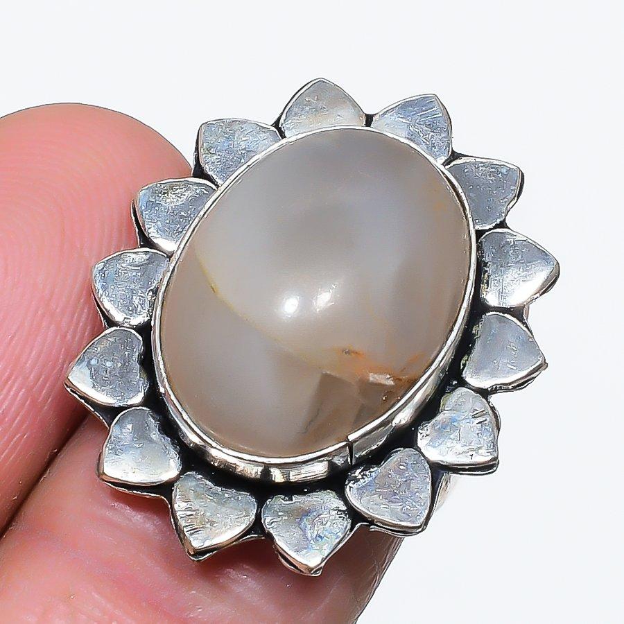 Natural Aqua Chalcedony Gemstone 925 Sterling Silver Jewelry Ring Size 5.5 q0G80
Natural Aqua Chalcedony Gemstone 925 Sterling Silver Jewelry Ring Size 5.5 q0G80