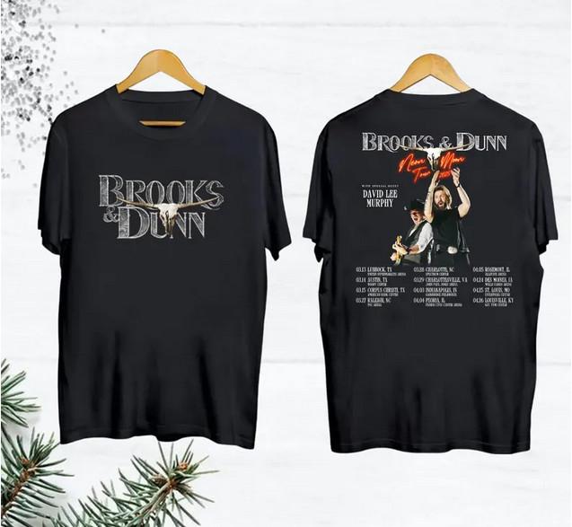 2025 Brooks and Dunn Neon Moon Tour Shirt 3XL
2025 Brooks and Dunn Neon Moon Tour Shirt 3XL