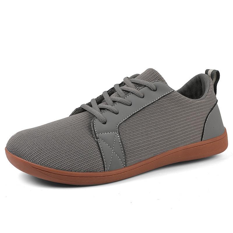 Hiking sports casual board shoes non-slip fashionable and comfortable men s and women s wide-head shoes 46 сірий колір
Hiking sports casual board shoes non-slip fashionable and comfortable men s and women s wide-head shoes 46 сірий колір