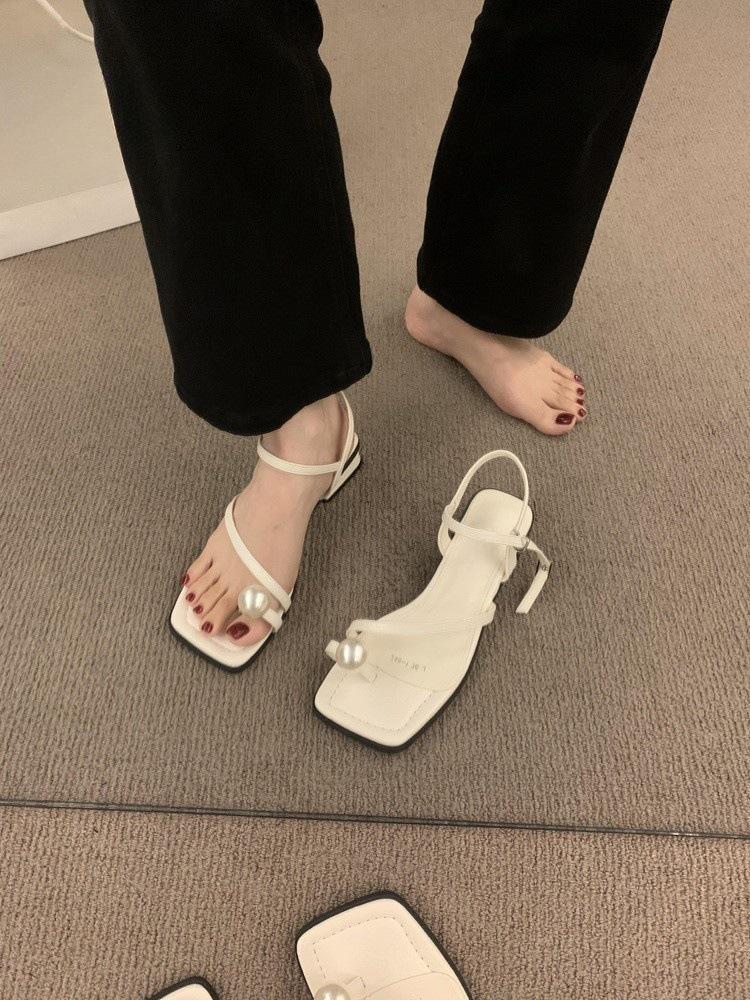 Премиальные сандалии с жемчугом, с ремешком через палец, серебристые, женские, лето 2025, новые, с ремешком на пряжке, красивые сказочные туфли 39 абрикосовый
Премиальные сандалии с жемчугом, с ремешком через палец, серебристые, женские, лето 2025, новые, с ремешком на пряжке, красивые сказочные туфли 39 абрикосовый