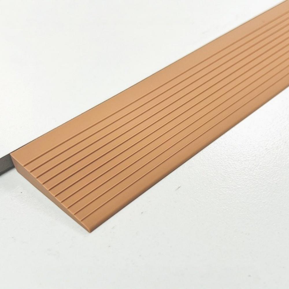 1pc 0.9m/35.43in Multi Purpose Ramp Mat Door Threshold Ramp Self Adhesive Durable Striped Stair Anti Slip Home Accessibility 0.9m коричневий
1pc 0.9m/35.43in Multi Purpose Ramp Mat Door Threshold Ramp Self Adhesive Durable Striped Stair Anti Slip Home Accessibility 0.9m коричневий