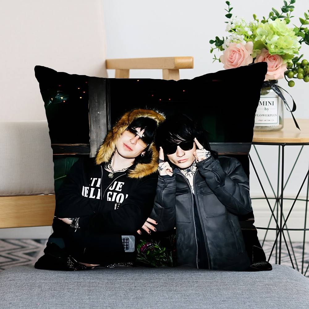Popular HJake Webber Johnnie Guilbert Throw Pillow Covers Pattern Cushion Cover Suitable For Sofa Bedroom Car Pillow Cover 40x40 cm
Popular HJake Webber Johnnie Guilbert Throw Pillow Covers Pattern Cushion Cover Suitable For Sofa Bedroom Car Pillow Cover 40x40 cm