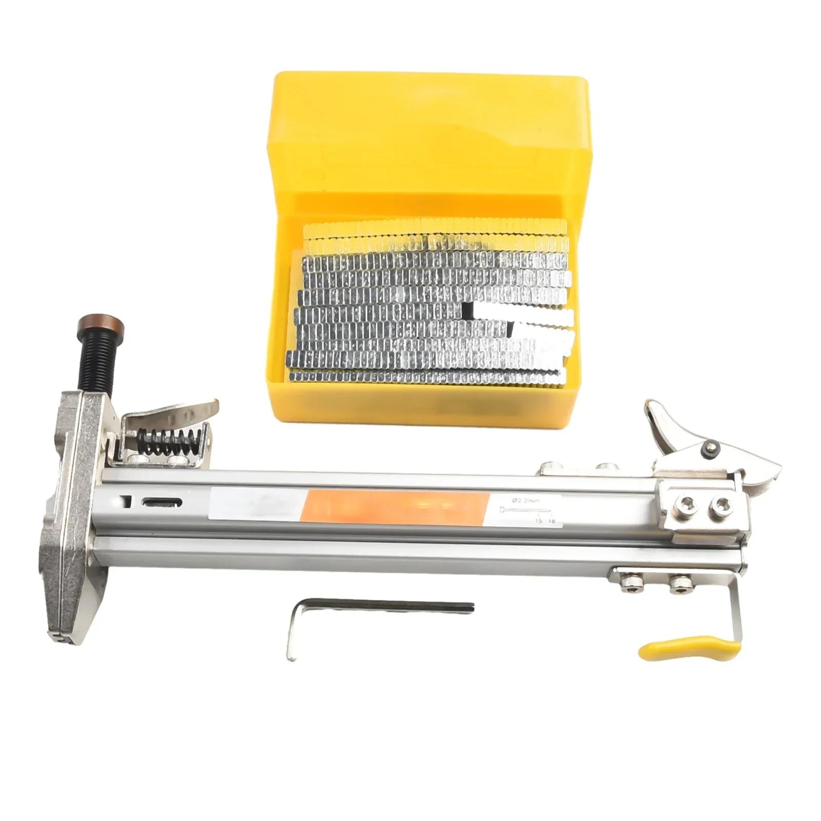 Simplify Your Woodworking Tasks ST18 Manual Nailer Automatic Needle Feeding Design Suitable for Various Projects ST18
Simplify Your Woodworking Tasks ST18 Manual Nailer Automatic Needle Feeding Design Suitable for Various Projects ST18