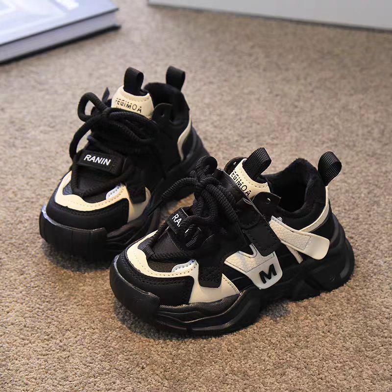 Детские черные и белые повседневные кроссовки в стиле dad sneakers 23 чёрный
Детские черные и белые повседневные кроссовки в стиле dad sneakers 23 чёрный
