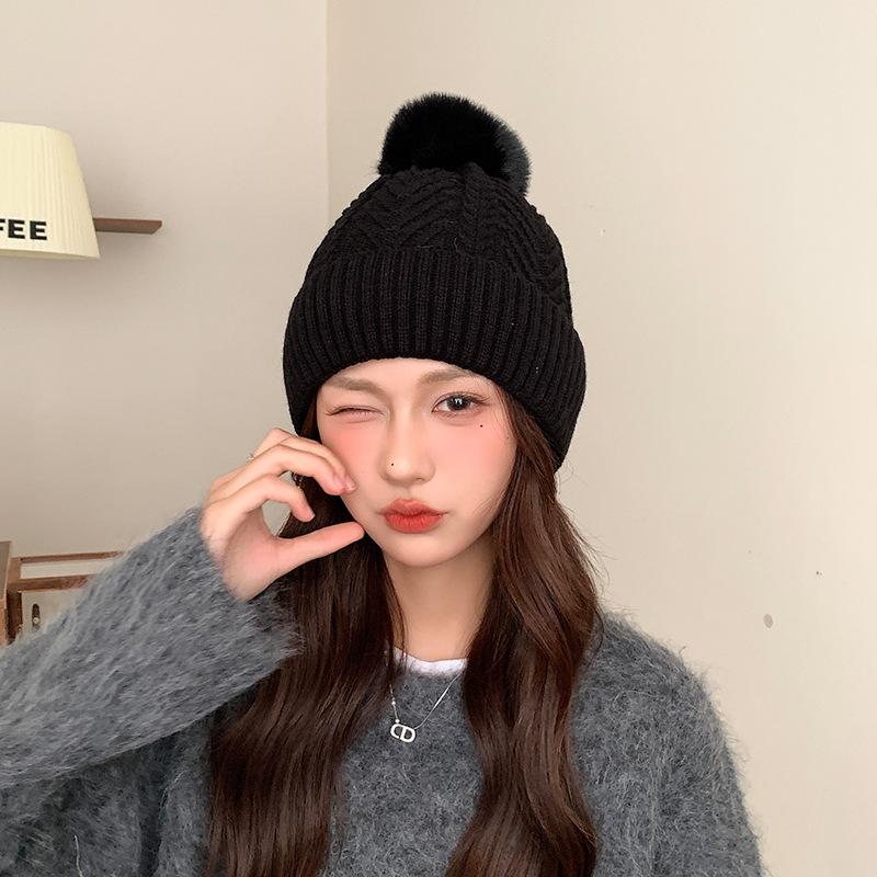 Plus Velvet Warm Ear Protection Windproof Woolen Hat Women s Autumn and Winter Solid Color Versatile Cold Hat Cold Proof Wool Ball Knitted Hat one size
Plus Velvet Warm Ear Protection Windproof Woolen Hat Women s Autumn and Winter Solid Color Versatile Cold Hat Cold Proof Wool Ball Knitted Hat one size