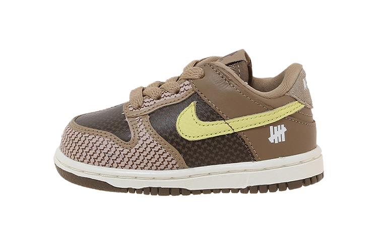 Nike Dunk Low Undefeated Canteen Dunk Vs. AF1 Pack TD DJ4307-200 18.5
Nike Dunk Low Undefeated Canteen Dunk Vs. AF1 Pack TD DJ4307-200 18.5