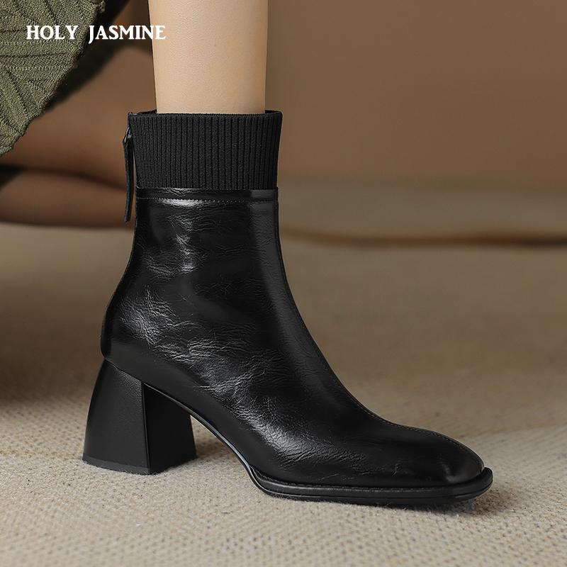 Splicing Genuine Leather Women Ankle Boots Thick High Heels Rear Zipper Decoration Basic Office Lady Shoes Woman Autumn Winter 34 чорний
Splicing Genuine Leather Women Ankle Boots Thick High Heels Rear Zipper Decoration Basic Office Lady Shoes Woman Autumn Winter 34 чорний