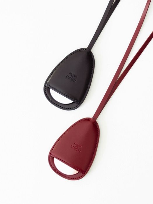 LUMEN Workshop Плоский отражающий брелок_2 цвета soft black
LUMEN Workshop Плоский отражающий брелок_2 цвета soft black