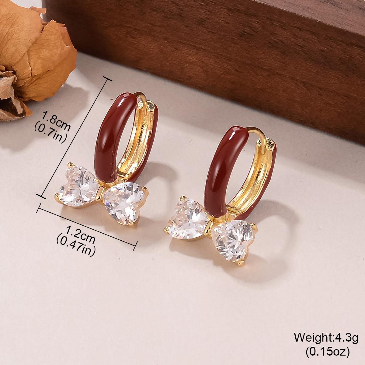 Retro red pearl earrings Ankara red high-end geometric versatile stud earrings niche autumn and winter simple earrings women
Retro red pearl earrings Ankara red high-end geometric versatile stud earrings niche autumn and winter simple earrings women