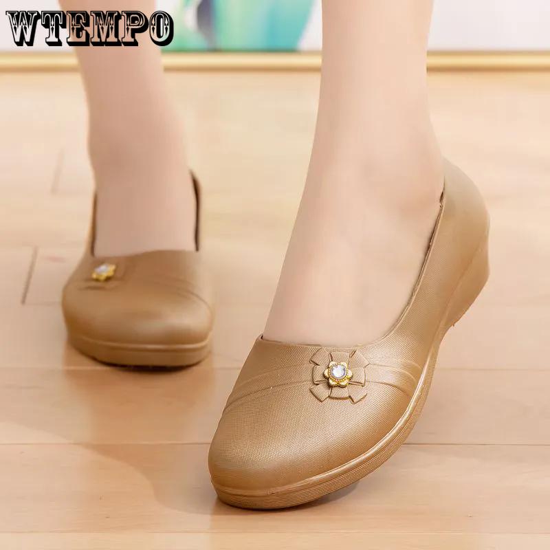 WTEMPO Women s Kitchen Waterproof Anti Slip All Seasons Work Shoes Shallow Mouth Rubber Shoes Nurse s Casual Flat Bottom Soft Thick Soled Shoes 40 хакі
WTEMPO Women s Kitchen Waterproof Anti Slip All Seasons Work Shoes Shallow Mouth Rubber Shoes Nurse s Casual Flat Bottom Soft Thick Soled Shoes 40 хакі