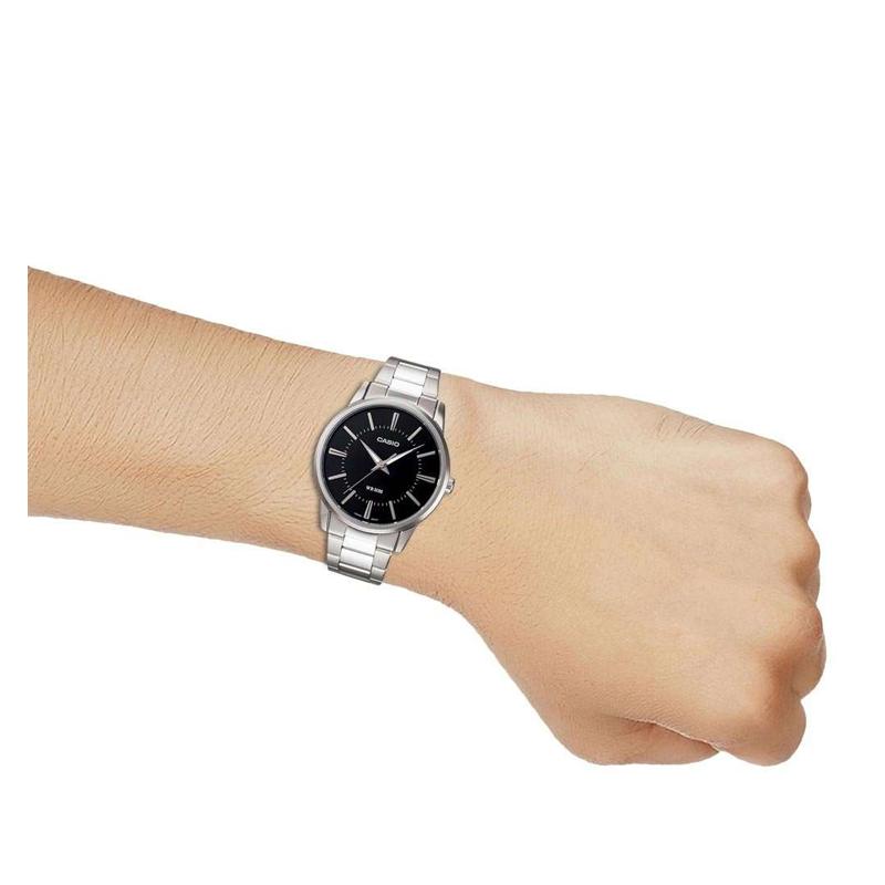 CASIO G-SHOCK series 50 meters waterproof Quartz Steel Strap women s watch black dial LTP-1303DD-1AV чёрный
CASIO G-SHOCK series 50 meters waterproof Quartz Steel Strap women s watch black dial LTP-1303DD-1AV чёрный