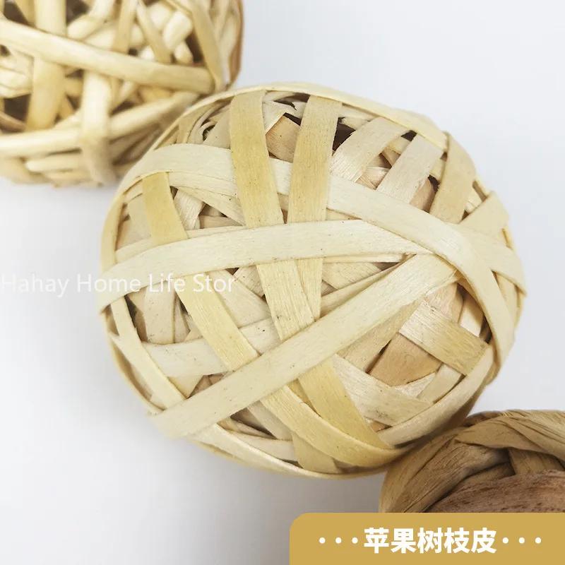 Жевательный плетеный мячик морская свинка кролик хомяк маленькое животное игра домашнее животное интерактивная жевательная игрушка натуральный травяной мячик
Жевательный плетеный мячик морская свинка кролик хомяк маленькое животное игра домашнее животное интерактивная жевательная игрушка натуральный травяной мячик