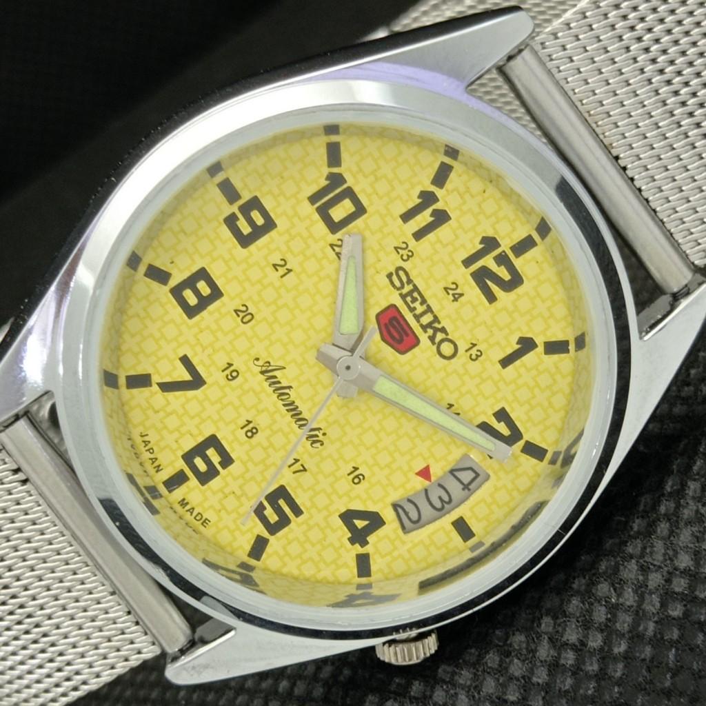 REFURBISHED VINTAGE SEIKO 5 AUTO 7009A JAPAN MENS YELLOW WATCH 598-a313025-2 SKU598-a313025
REFURBISHED VINTAGE SEIKO 5 AUTO 7009A JAPAN MENS YELLOW WATCH 598-a313025-2 SKU598-a313025