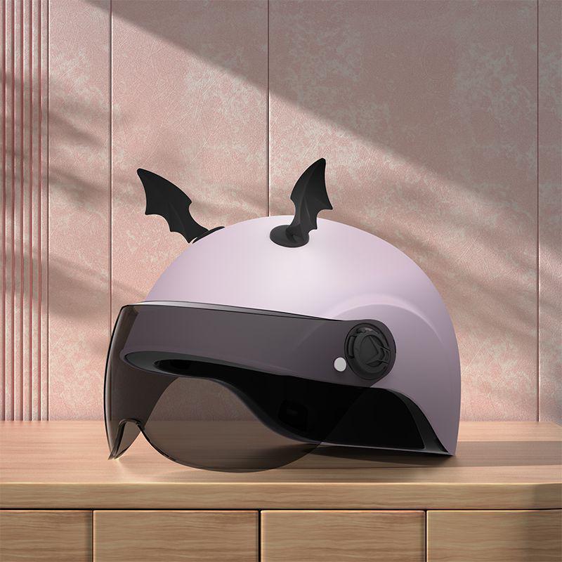 3C Certified Unisex Black Wing Electric Vehicle Half Helmet - All-Season Sun Protection, Safe, Cute, and Cool.
3C Certified Unisex Black Wing Electric Vehicle Half Helmet - All-Season Sun Protection, Safe, Cute, and Cool.