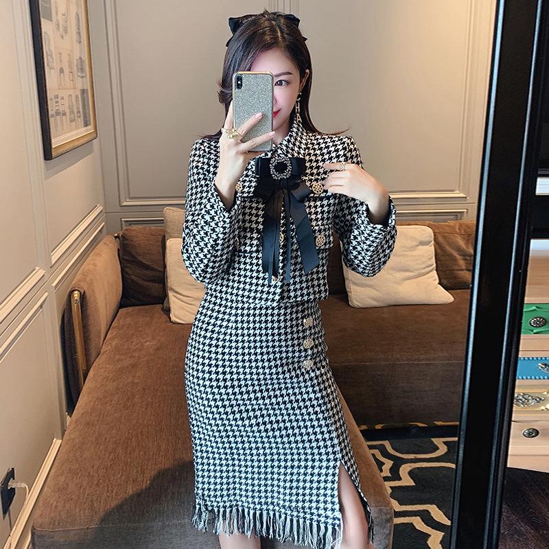 2021 Spring Houndstooth Skirt Suit: Chic Xiaoxiang Celebrity Style, Slim Fit for Women L
2021 Spring Houndstooth Skirt Suit: Chic Xiaoxiang Celebrity Style, Slim Fit for Women L