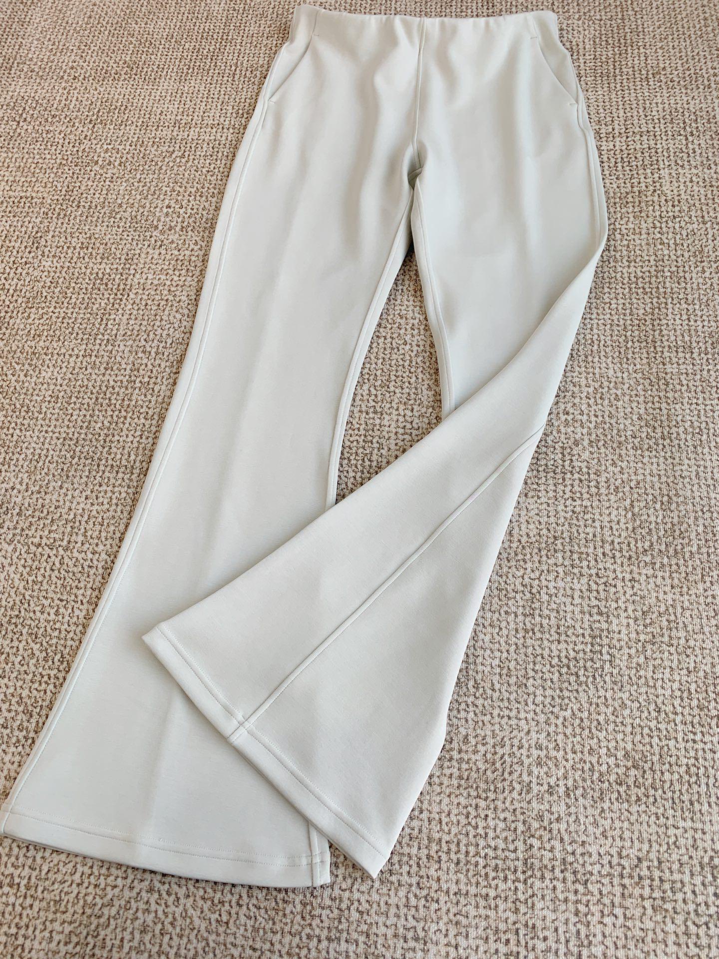 In-Stock Lu Modal Air Brushed Mid-Waist Flare Pants - Slim Fit, Versatile, Casual, and Stylish L светло-серый
In-Stock Lu Modal Air Brushed Mid-Waist Flare Pants - Slim Fit, Versatile, Casual, and Stylish L светло-серый