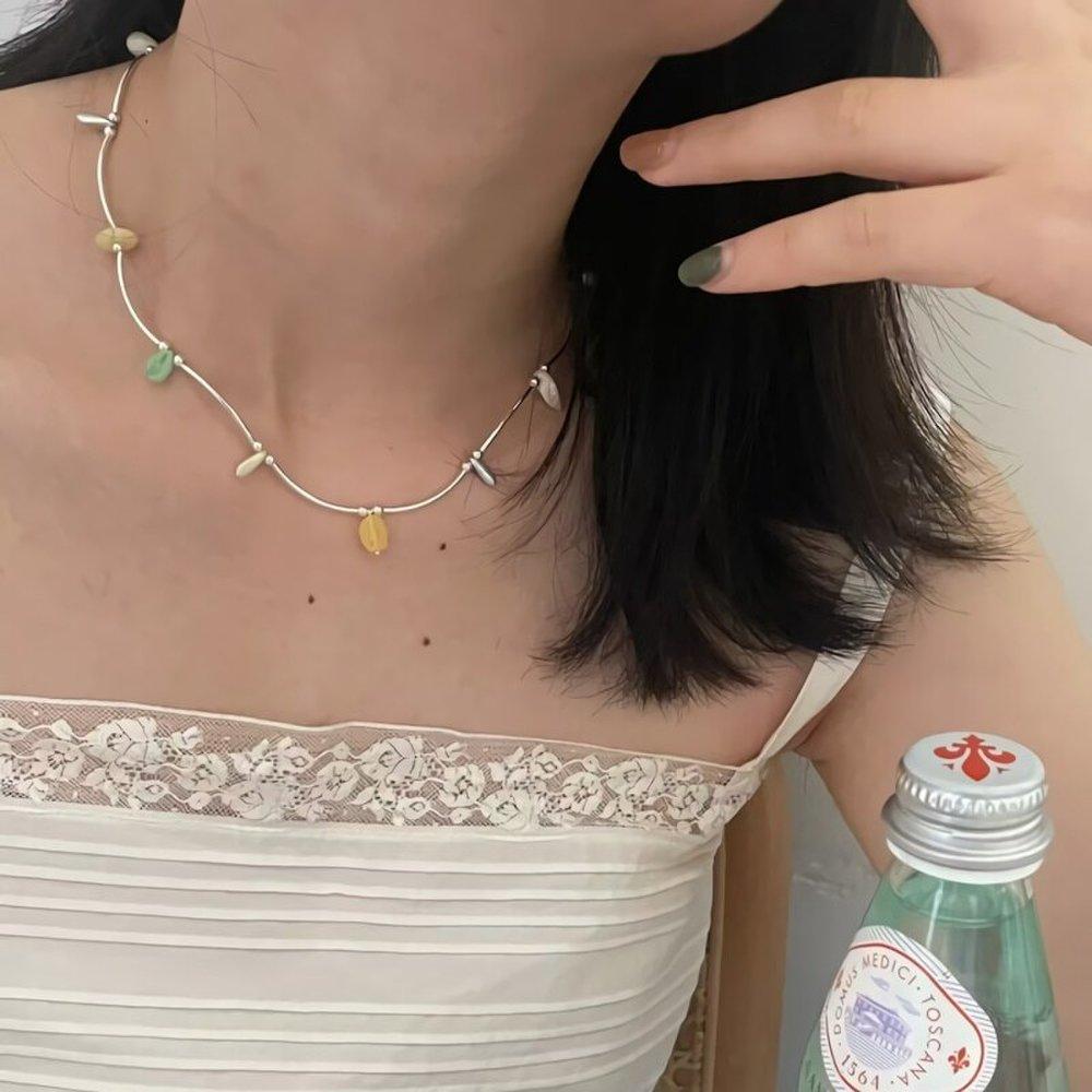 Women s Tulip Bead Color Wave Unbalanced Necklace Purple / Size: Free
Women s Tulip Bead Color Wave Unbalanced Necklace Purple / Size: Free