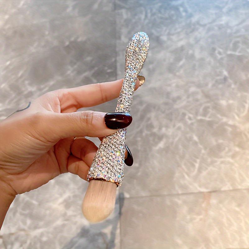 Diamond-Studded Compact Powder Brush – Soft, Portable, High-Quality Foundation Tool
Diamond-Studded Compact Powder Brush – Soft, Portable, High-Quality Foundation Tool