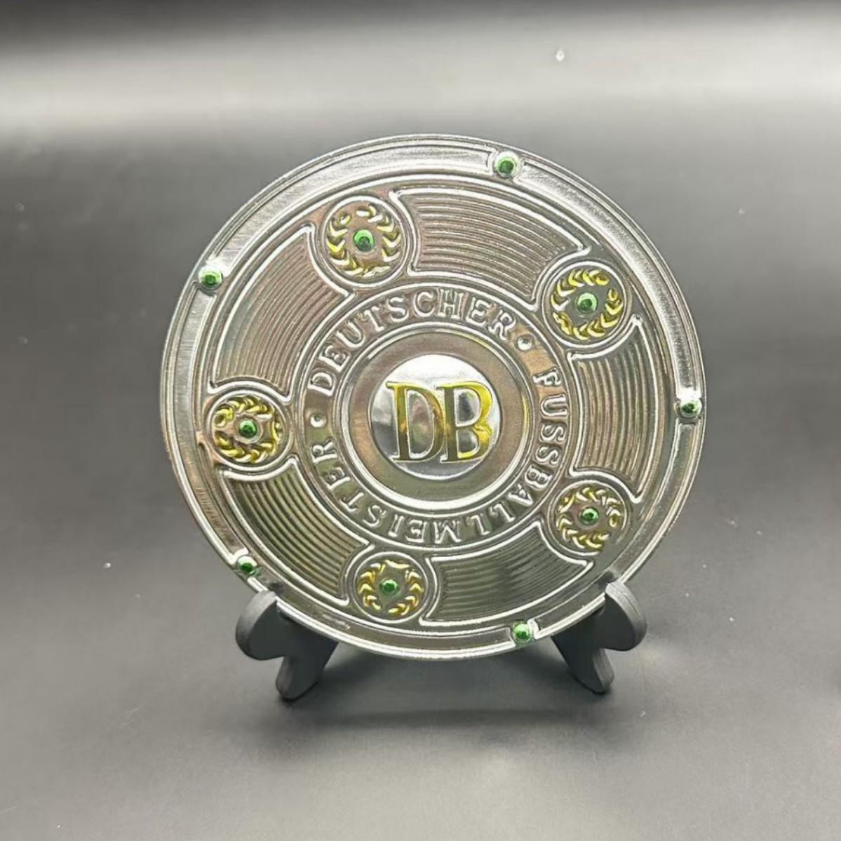 Bundesliga Meisterschale Trophy Laser Engraving Fee срібний
Bundesliga Meisterschale Trophy Laser Engraving Fee срібний