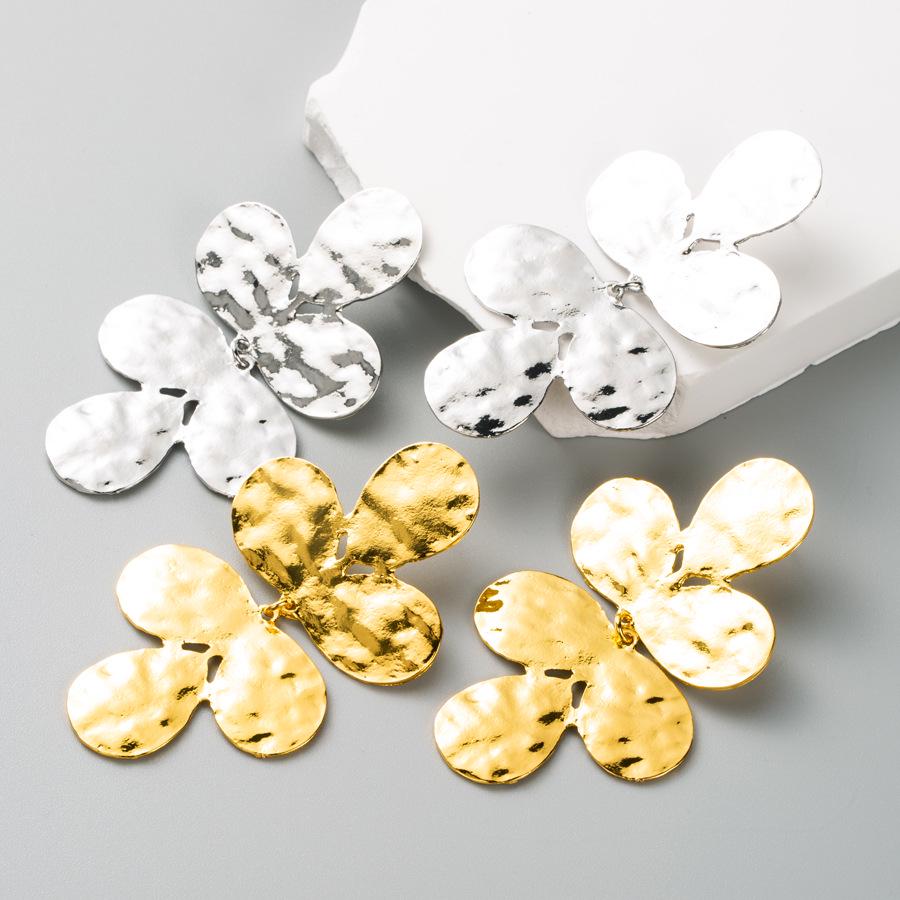 Golden Clover Double Layer Earrings: European & American Luxury Fashion, Exaggerated Cold Style Jewelry. золотой
Golden Clover Double Layer Earrings: European & American Luxury Fashion, Exaggerated Cold Style Jewelry. золотой