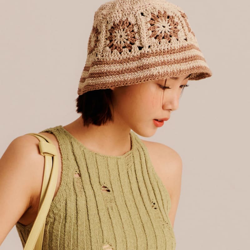 ЗДЕСЬ ДЛЯ ВАС весенняя новая ретро панама -2 ЦВЕТА beige
ЗДЕСЬ ДЛЯ ВАС весенняя новая ретро панама -2 ЦВЕТА beige